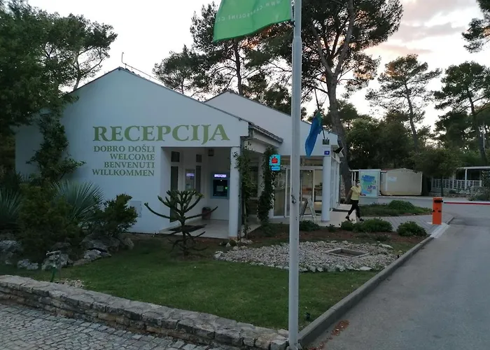 Sweethome * ביוגראד נה מורו