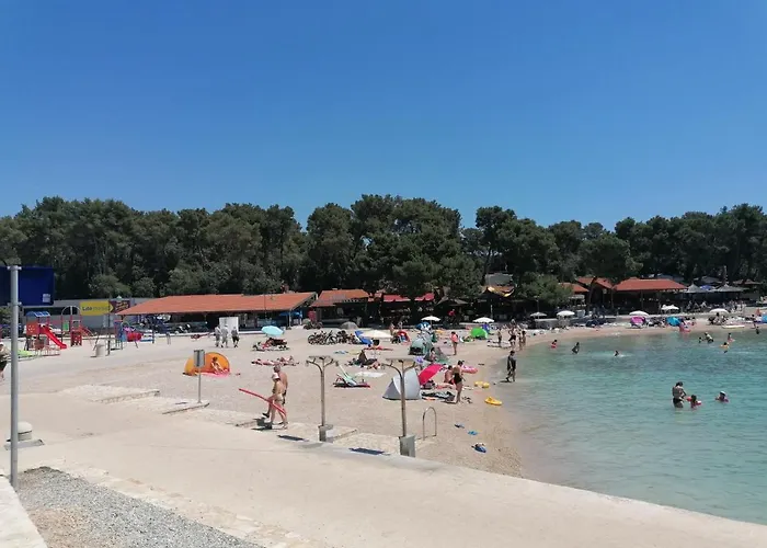 Sweethome * ביוגראד נה מורו